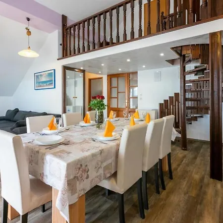 Boni In - Kvarner Region Pensiune 3*