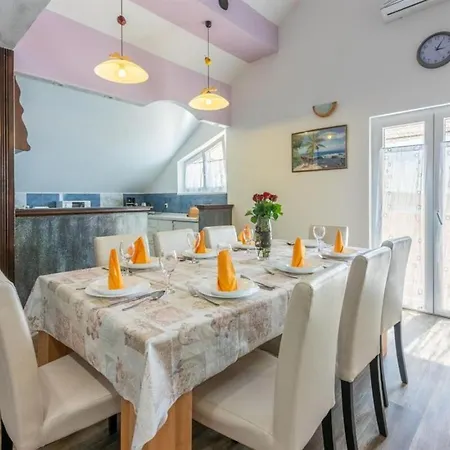 Boni In - Kvarner Region 게스트하우스 3*