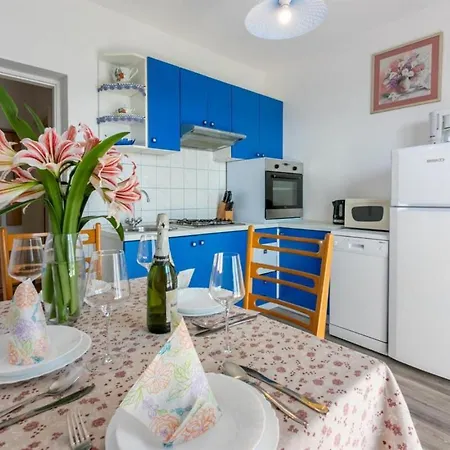 Boni In - Kvarner Region 3*