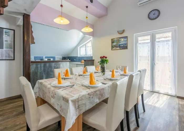 Boni In - Kvarner Region Pensión 3*